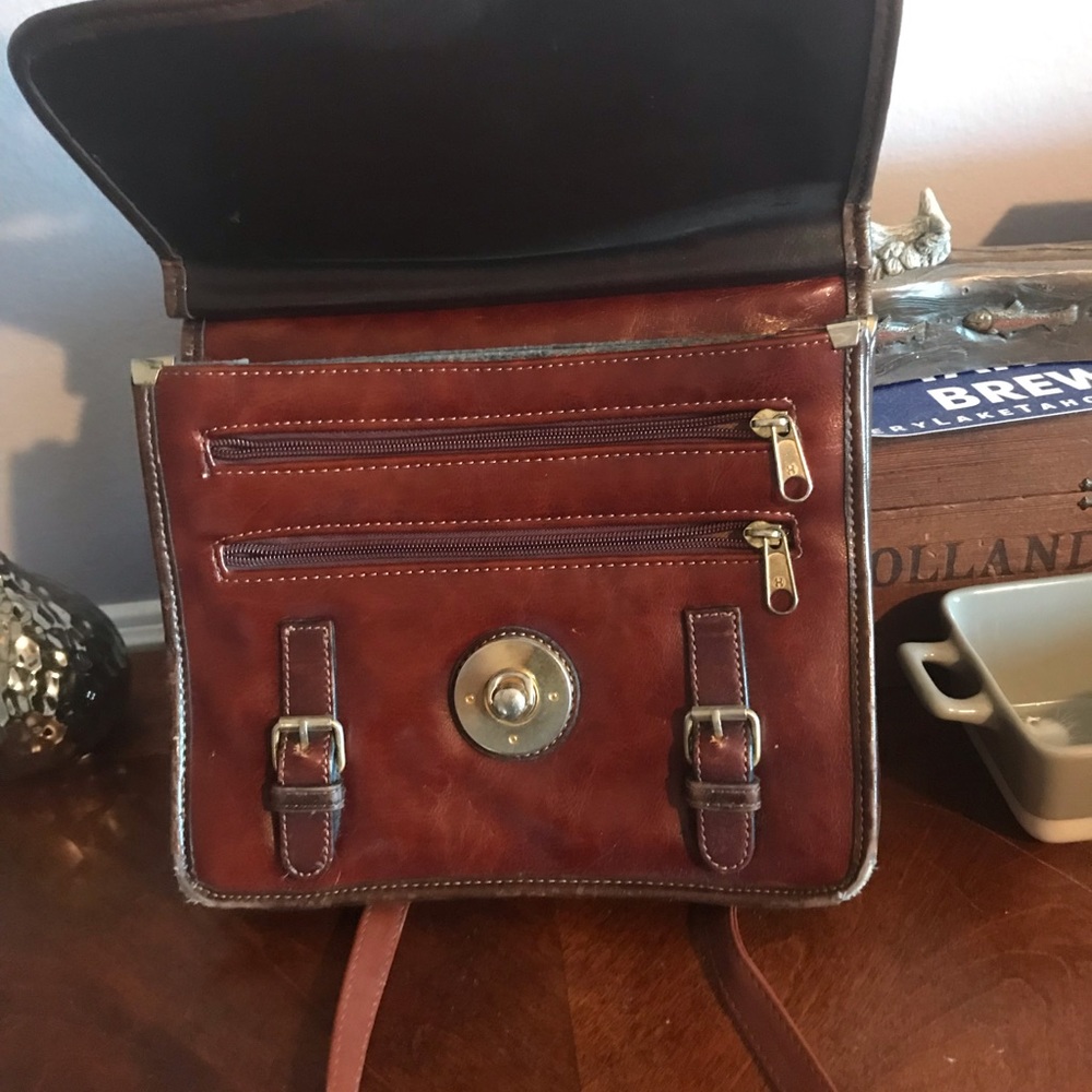 Used satchel - Picture 2 of 4